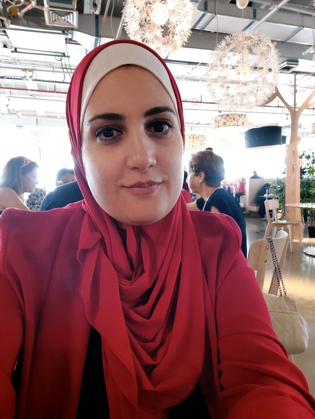 الأستاذة المدربة الدولية ريام رعد القيسي